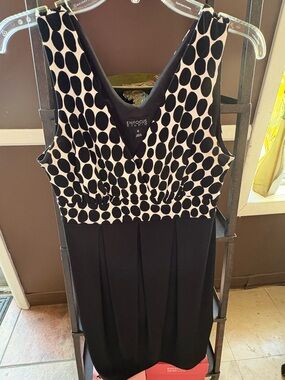 Enfocus Studio Black and White Polka Dot V-Neck Midi Dress